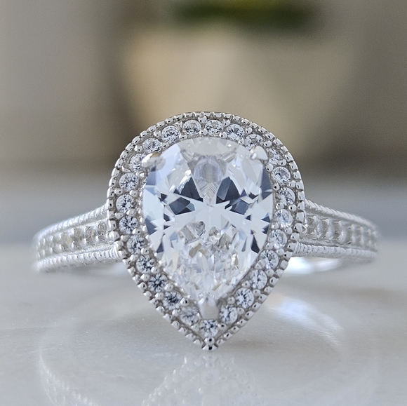 Classic Style Teardrop Ring, solid 925 Sterling Silver size 7 - Great Quality - Picture 4 of 9